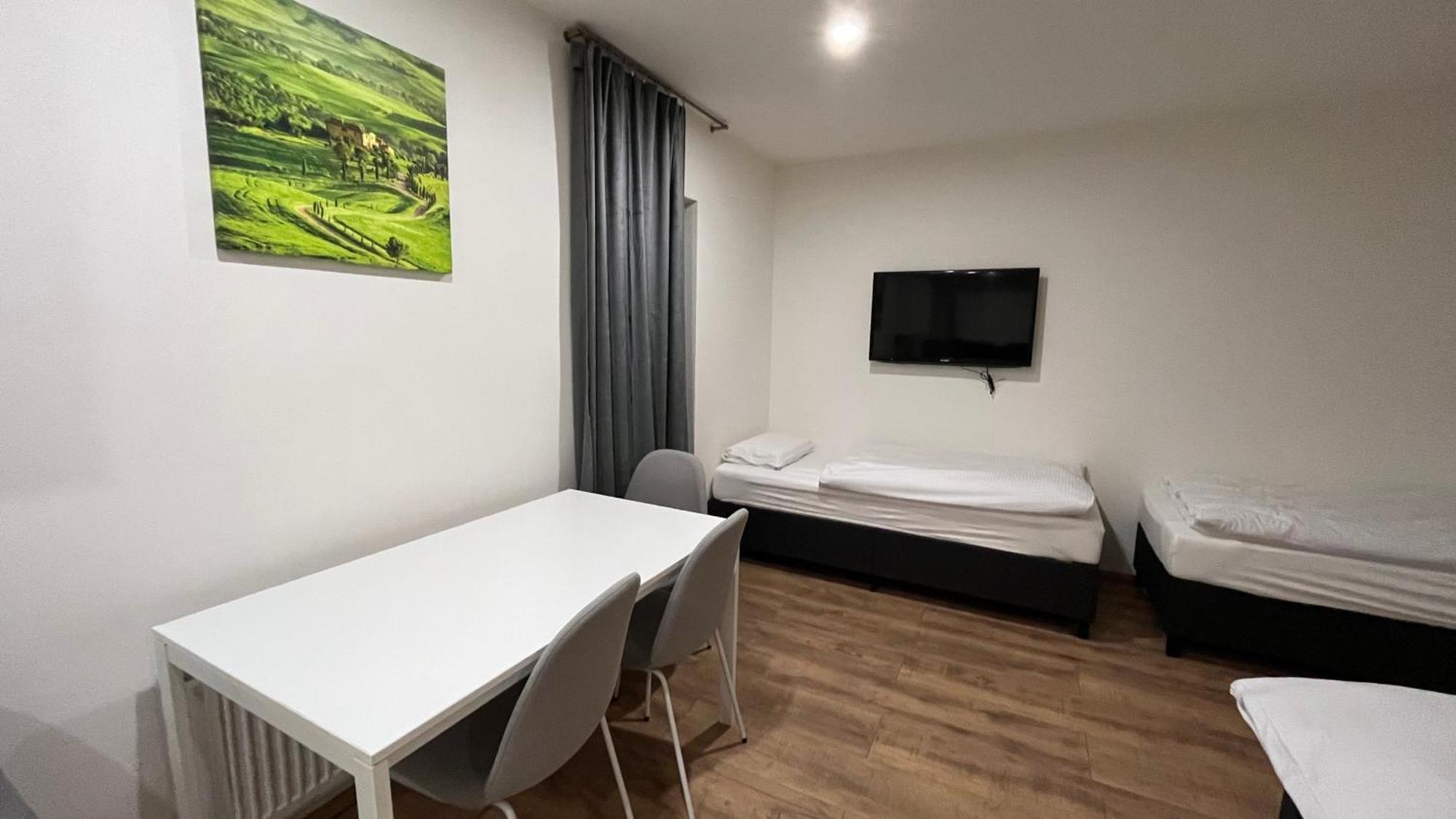Apartment Golden Prague 78 Vestec  ภายนอก รูปภาพ